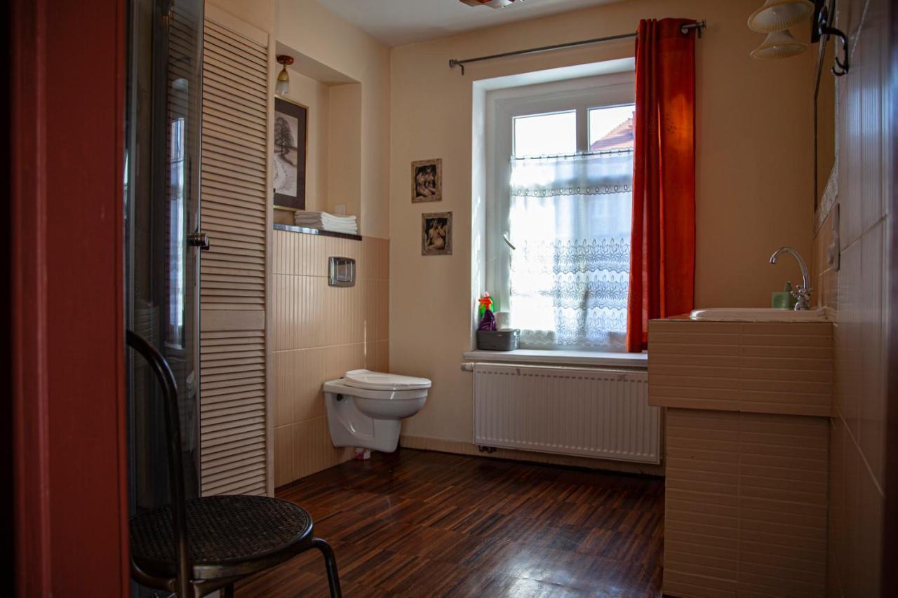Apartamenty W Starym Kinie Świeradów-Zdrój Exteriör bild