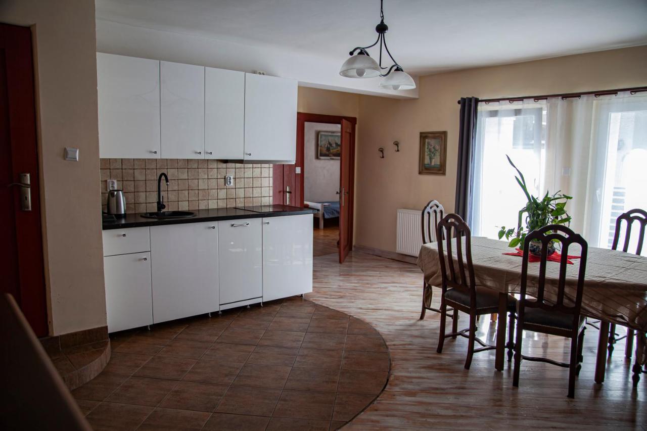 Apartamenty W Starym Kinie Świeradów-Zdrój Exteriör bild