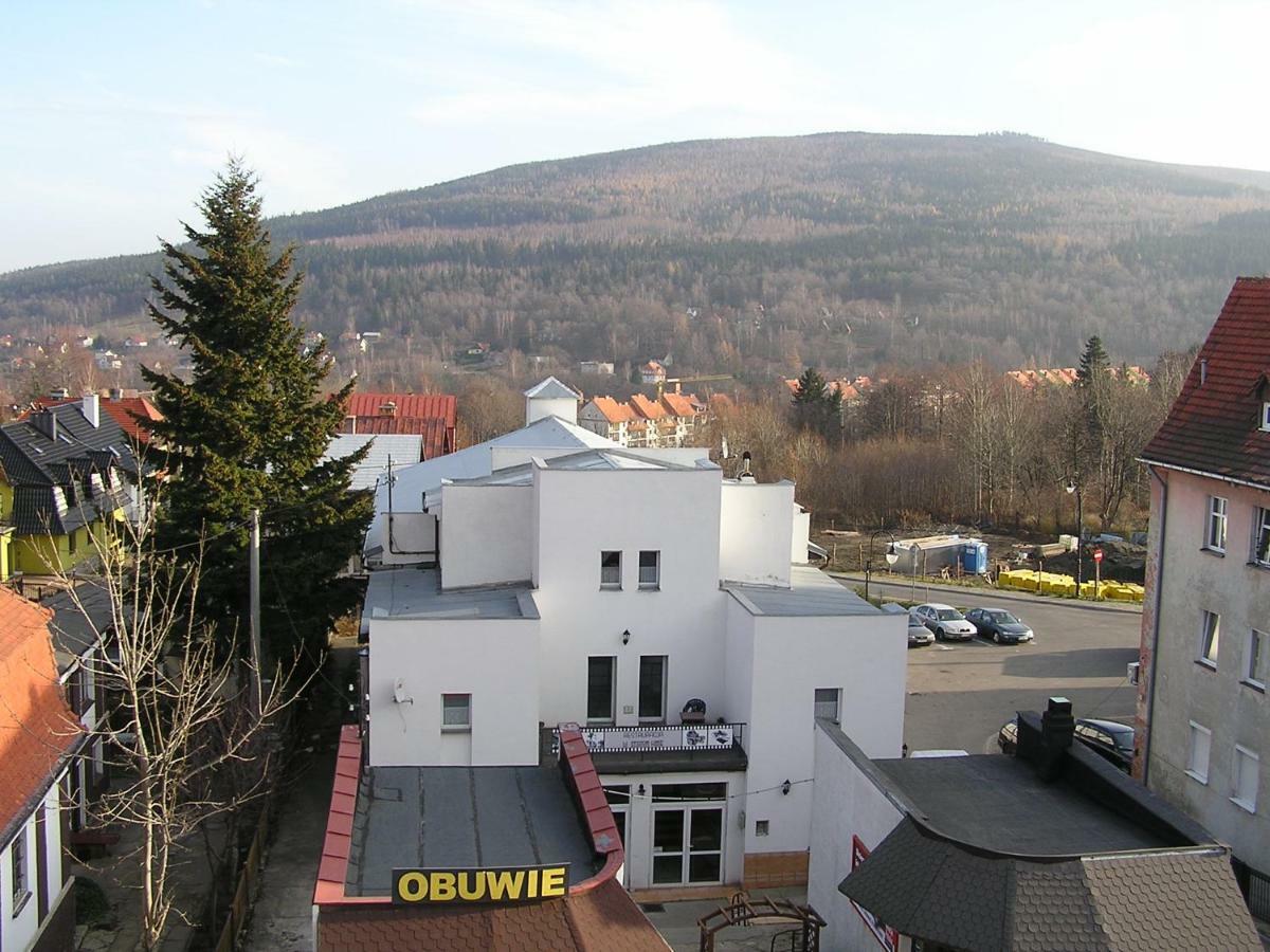 Apartamenty W Starym Kinie Świeradów-Zdrój Exteriör bild