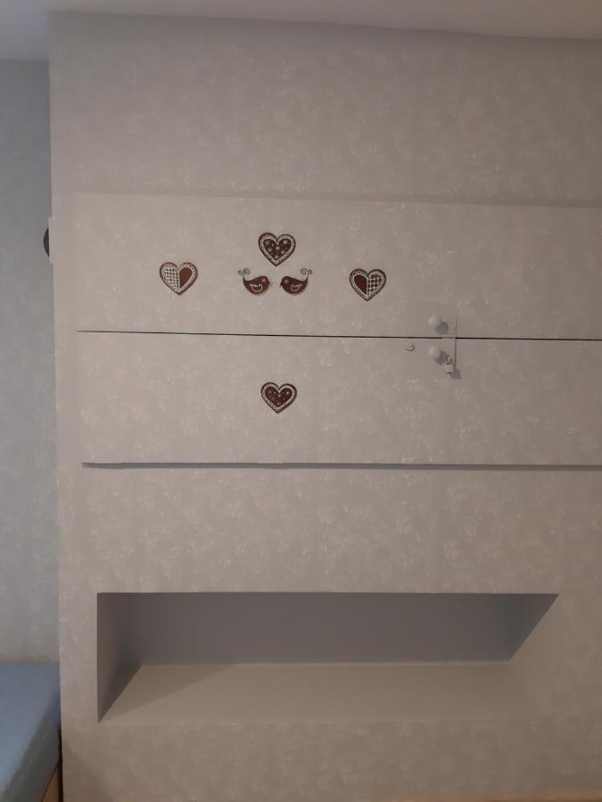 Apartamenty W Starym Kinie Świeradów-Zdrój Exteriör bild